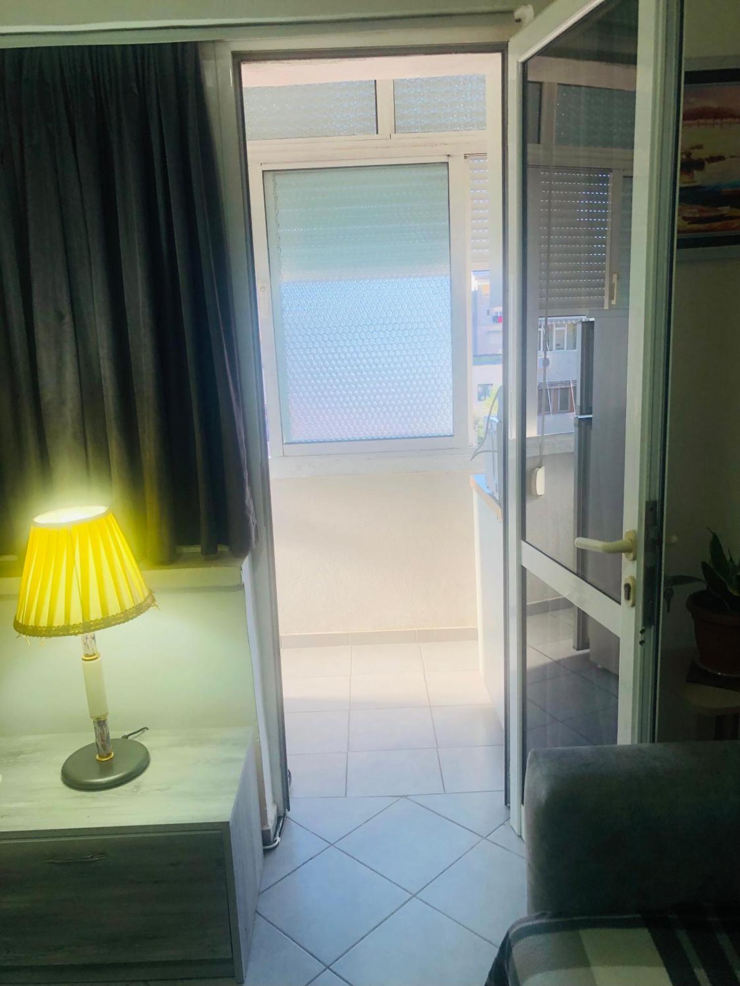 Appartement Entire Flat To Chill, In Center Of Tirana