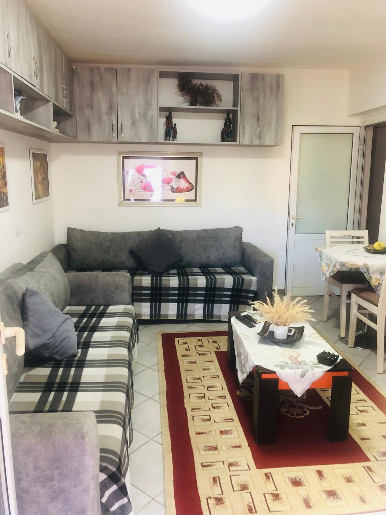 Entire Flat To Chill, In Center Of