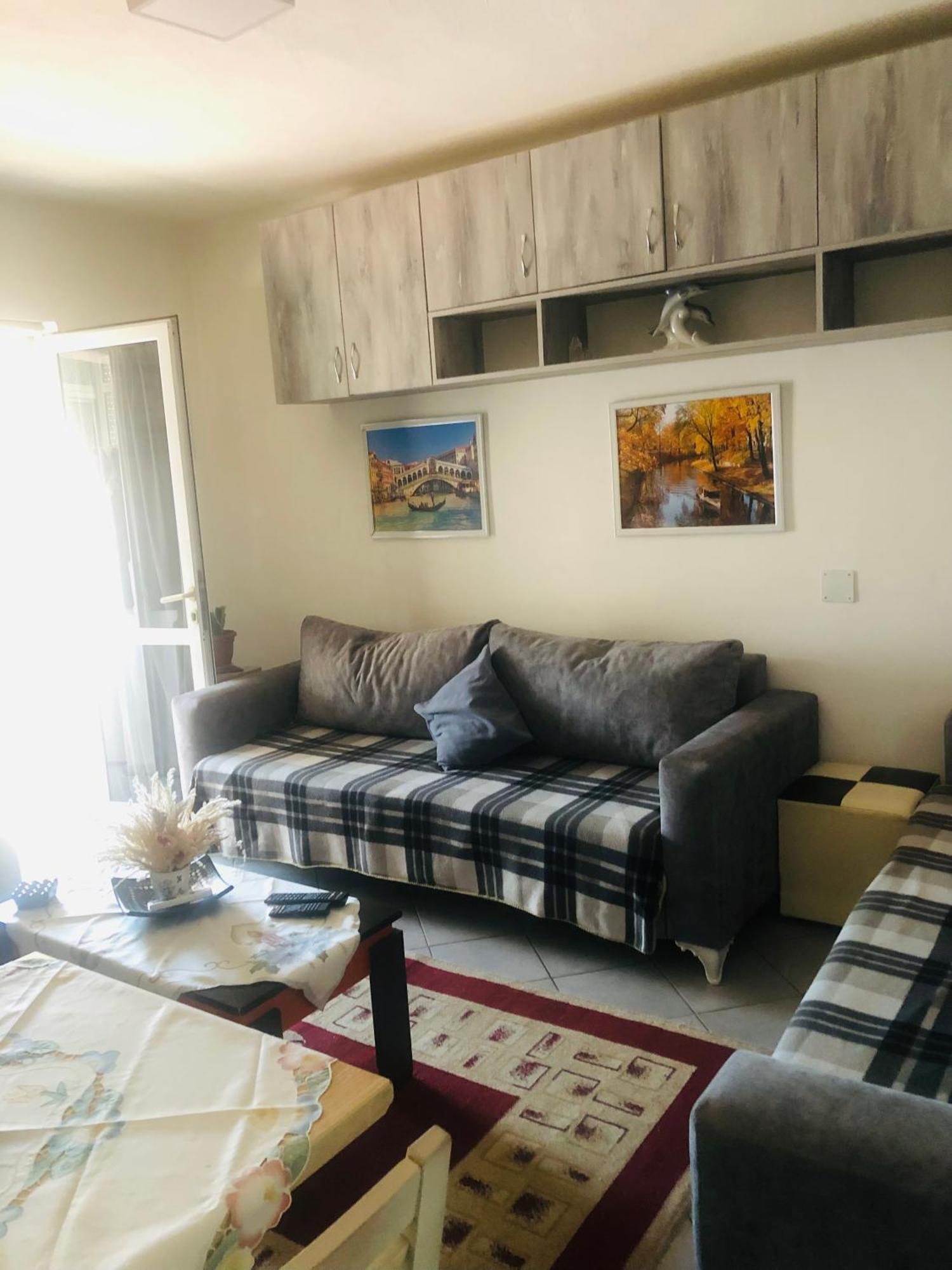 Entire Flat To Chill, In Center Of Tirana